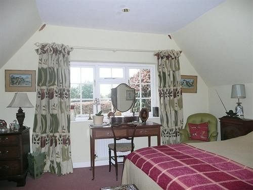 Mayfield B&B มาร์ลบะระ ภายนอก รูปภาพ